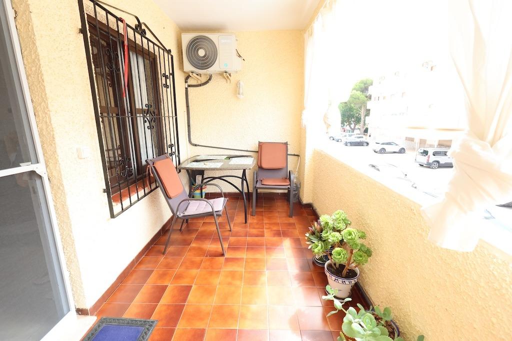 Bungalow à Alicante, Espagne 2 chambres, 87 m2 No. 199179