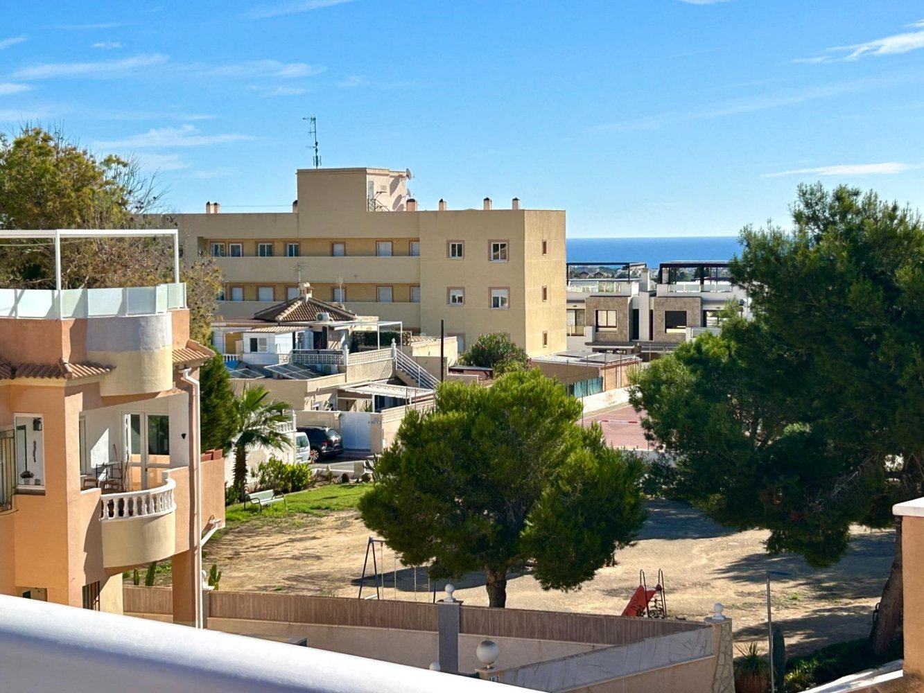Bungalow in Alicante, Spanien 2 Schlafzimmer, 78 m2 Nr. 199766