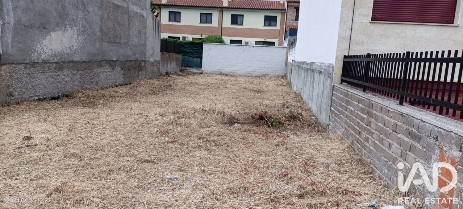 Land plot à Ciudad Rodrigo, Salamanca, Espagne 240 m2 No. 198675