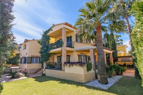 Willa w Denia, Alicante, Hiszpania 5 sypialni, 489 mkw. nr 197947