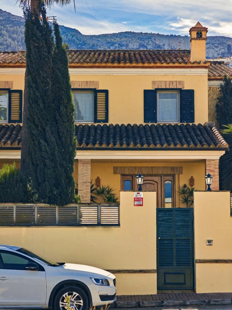 Villa à Denia, Alicante, Espagne 5 chambres, 489 m2 No. 197947