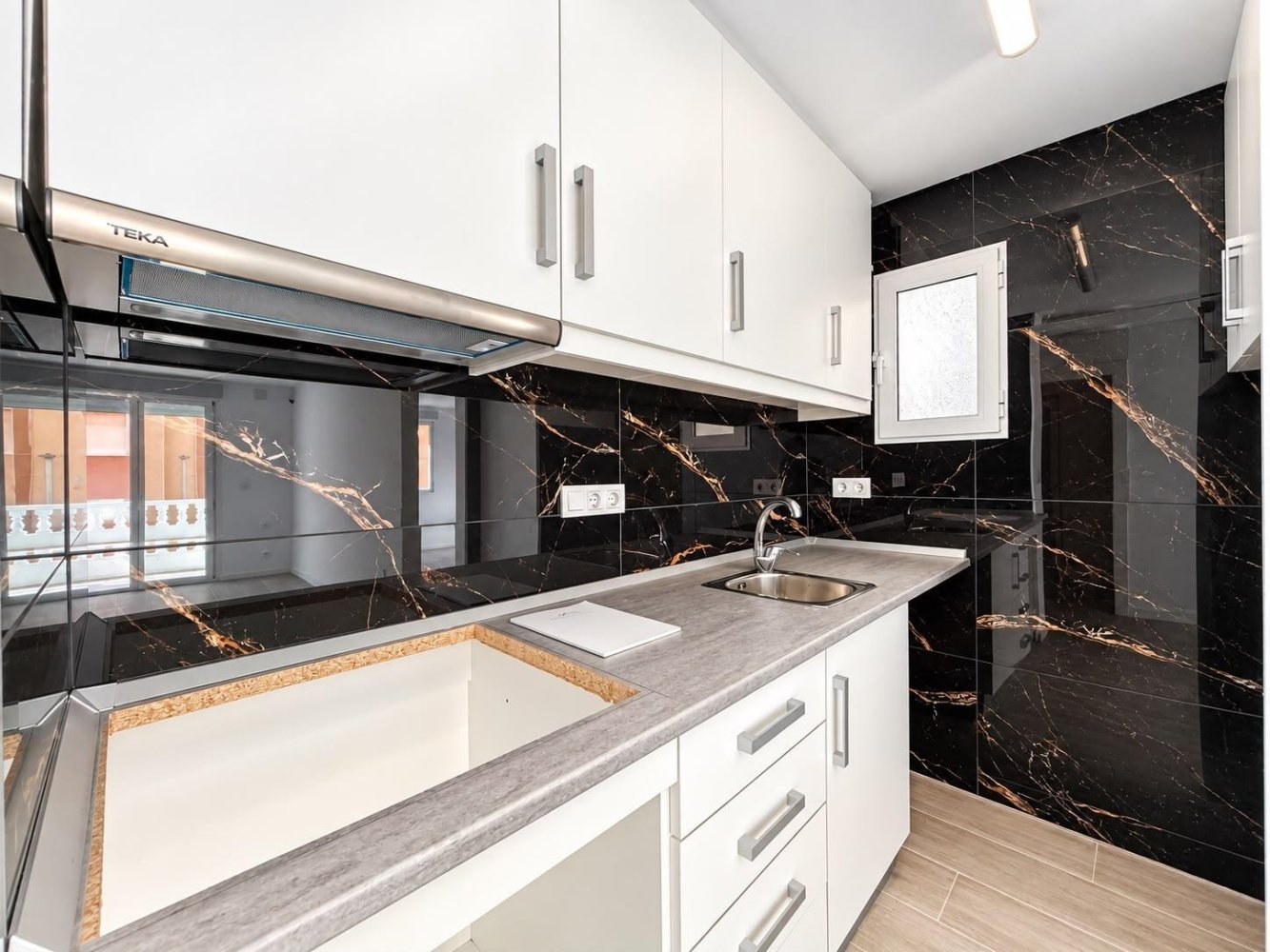 Wohnung in Torrevieja, Alicante, Spanien 2 Schlafzimmer, 65 m2 Nr. 197351