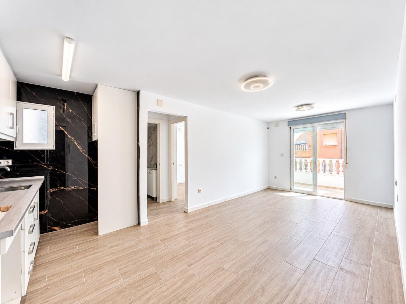 Wohnung in Torrevieja, Alicante, Spanien 2 Schlafzimmer, 65 m2 Nr. 197351
