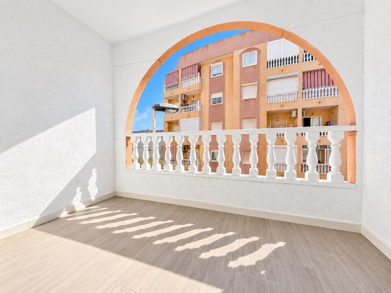 Wohnung in Torrevieja, Alicante, Spanien 2 Schlafzimmer, 65 m2 Nr. 197351