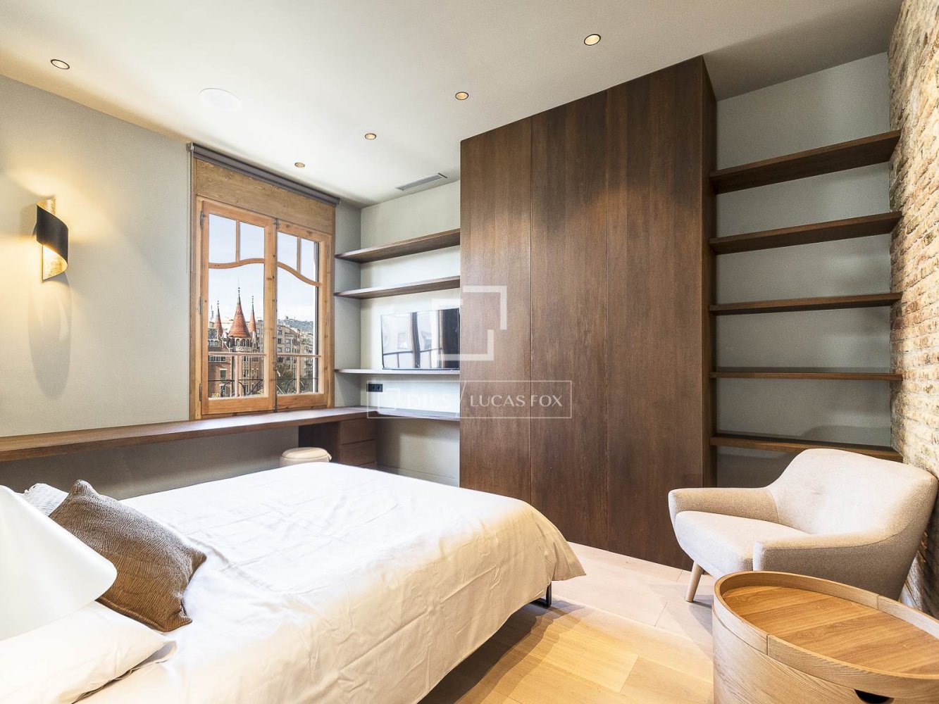 Apartamento en Barcelona, España 3 dormitorios, 185 m2 No. 198500