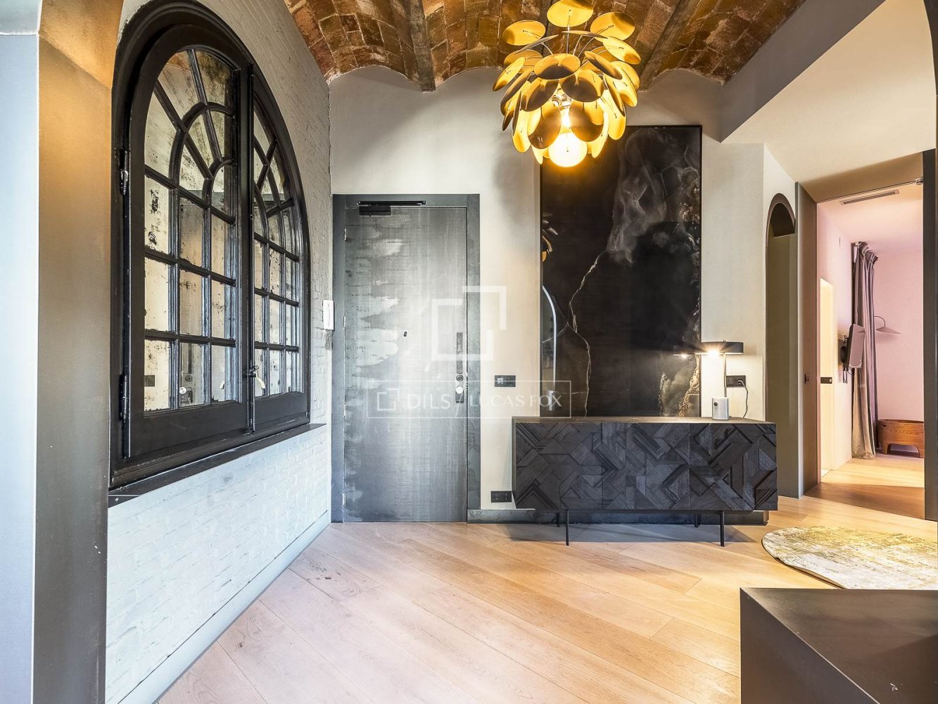 Apartamento en Barcelona, España 3 dormitorios, 185 m2 No. 198500