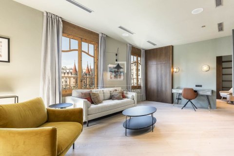 Apartamento en Barcelona, España 3 dormitorios, 185 m2 No. 198500