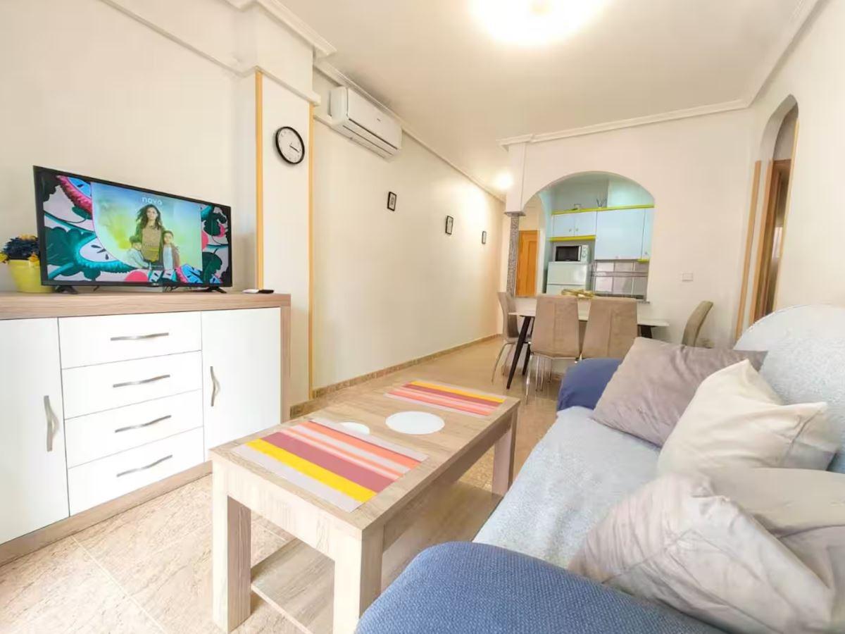Huoneisto Nueva Torrevieja, Alicante, Espanja 2 makuuhuonetta, 52 m2 No. 197149