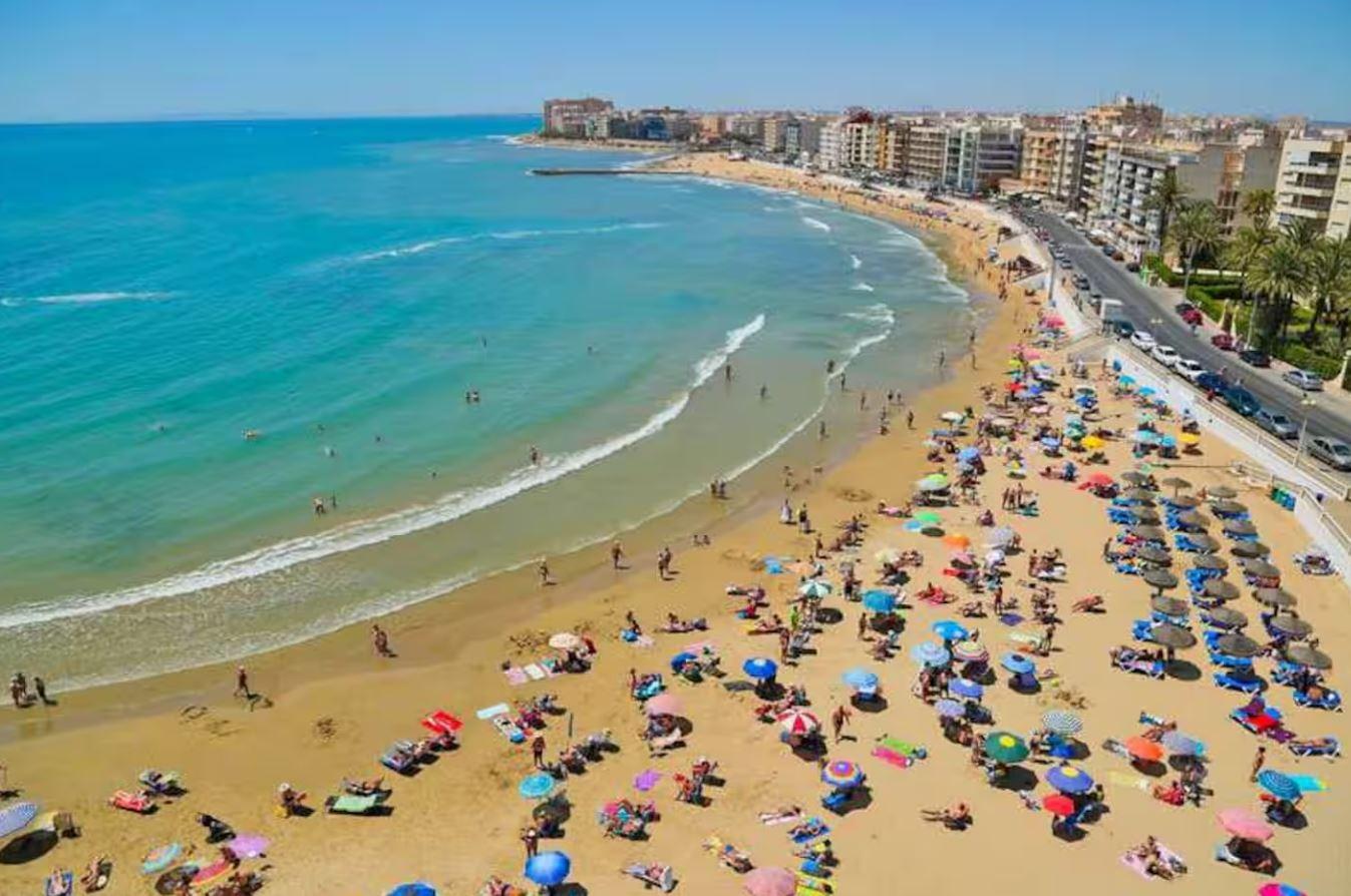 Huoneisto Nueva Torrevieja, Alicante, Espanja 2 makuuhuonetta, 52 m2 No. 197149
