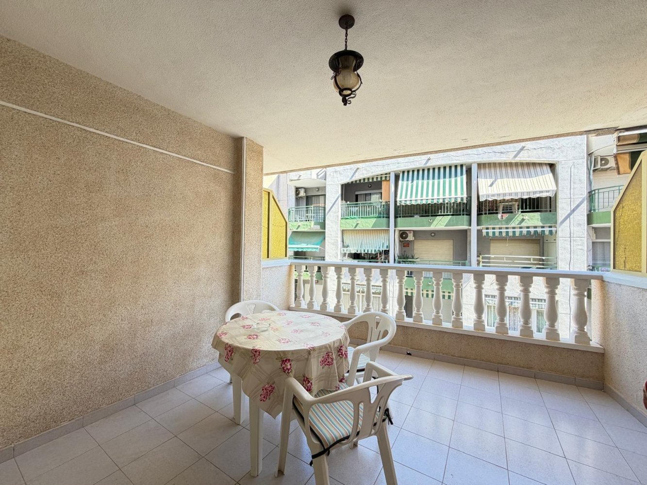 Apartament w Torrevieja, Alicante, Hiszpania 1 sypialnia, 50 mkw. nr 197044