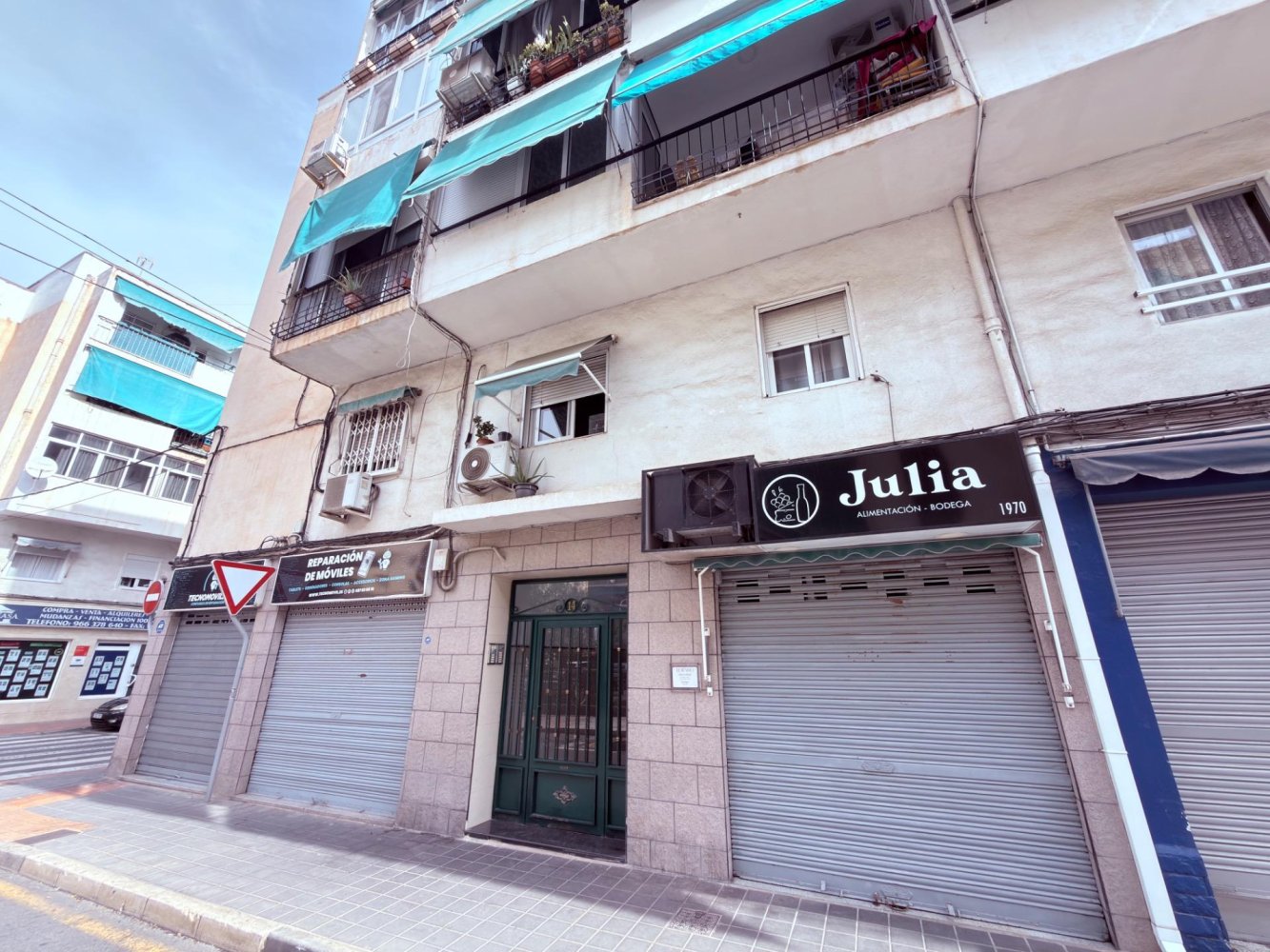 Apartamento en Alicante, España 1 dormitorio, 68 m2 No. 198741