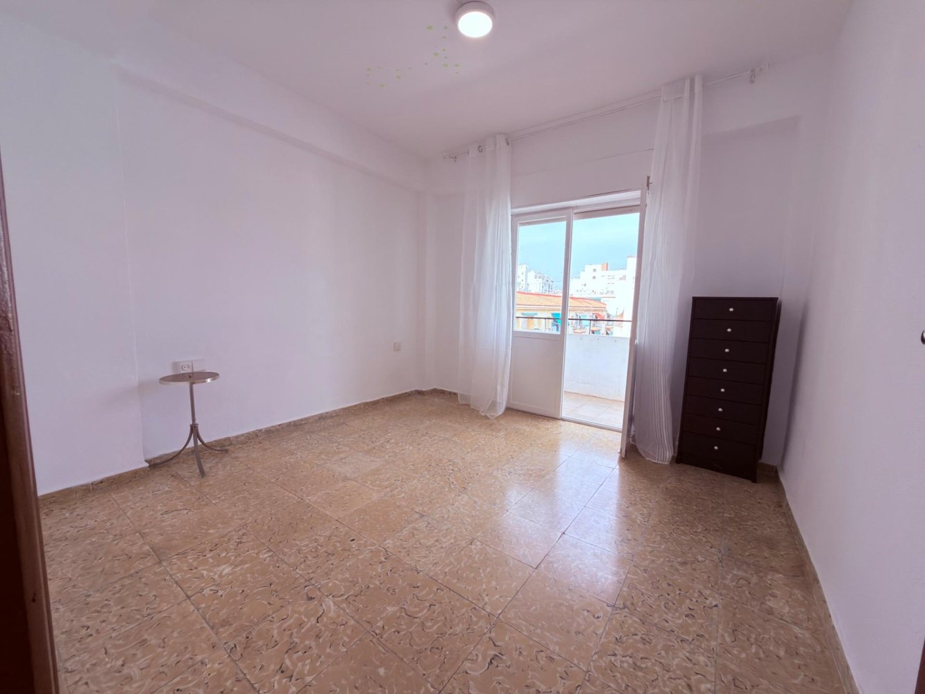 Apartamento en Alicante, España 1 dormitorio, 68 m2 No. 198741