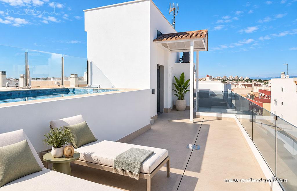 Apartament w Torrevieja, Alicante, Hiszpania 2 sypialnie, 106 mkw. nr 197642
