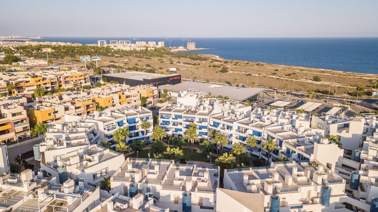 Kattohuoneisto Torrevieja, Alicante, Espanja 95 m2 No. 199021
