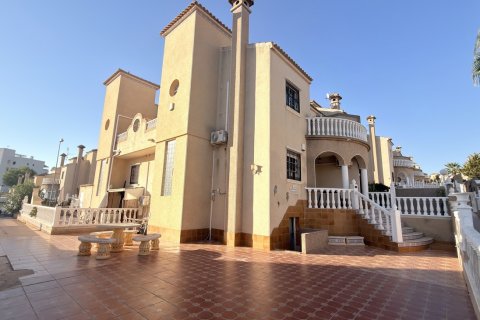 Villetta a schiera a Alicante, Spagna 3 camere da letto, 91 mq. N° 198290