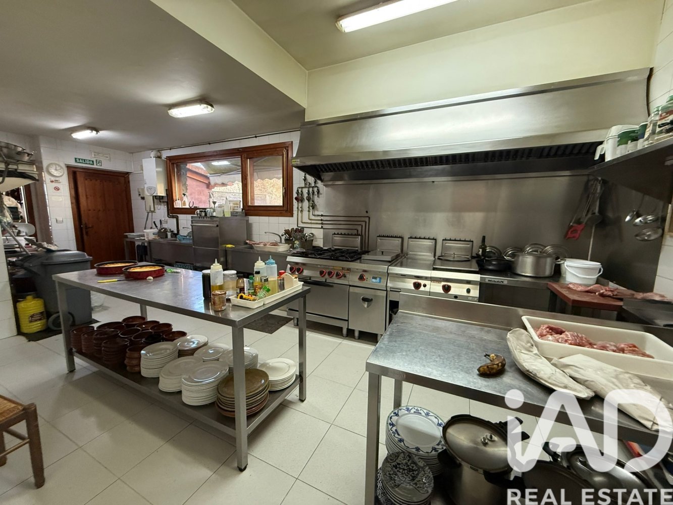 Villa in Valdepielago, Leon, Spanien 3 Schlafzimmer, 320 m2 Nr. 197885