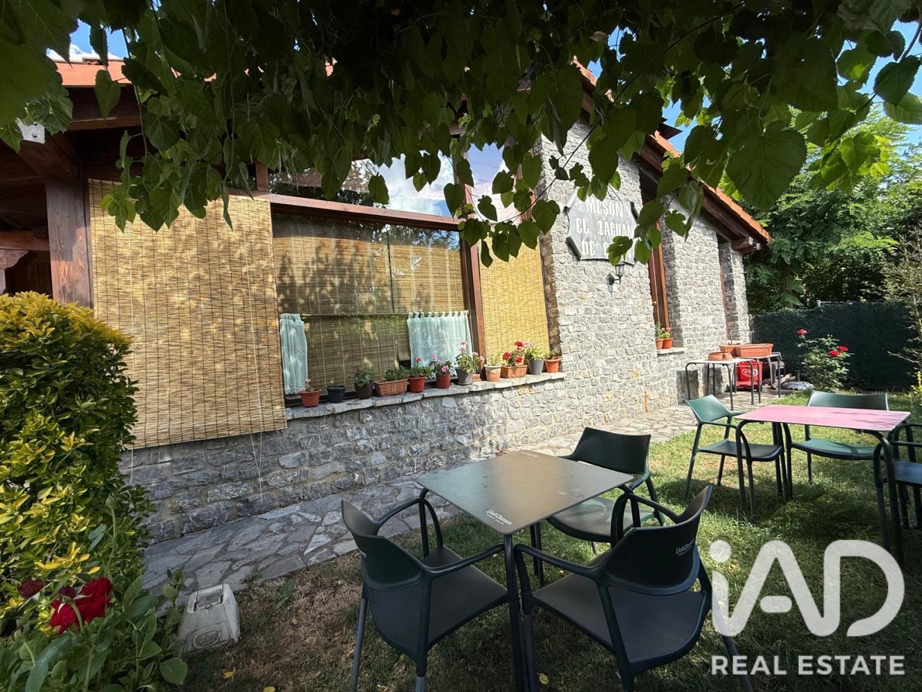 Villa in Valdepielago, Leon, Spanien 3 Schlafzimmer, 320 m2 Nr. 197885