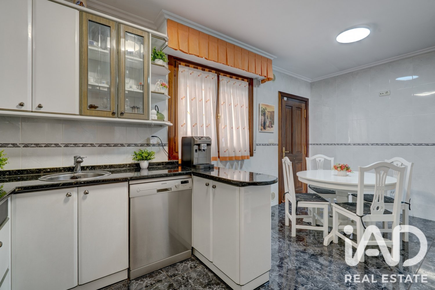 Townhouse in Zizurkil, Gipuzkoa, Spanien 4 Schlafzimmer, 331.16 m2 Nr. 197882