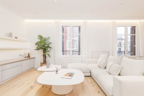 Apartment à Barcelona, Espagne 3 chambres, 162 m2 No. 199167