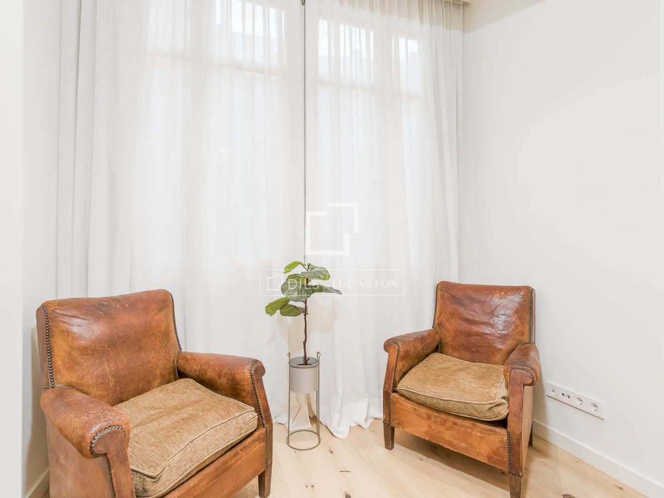 Apartment à Barcelona, Espagne 3 chambres, 162 m2 No. 199167