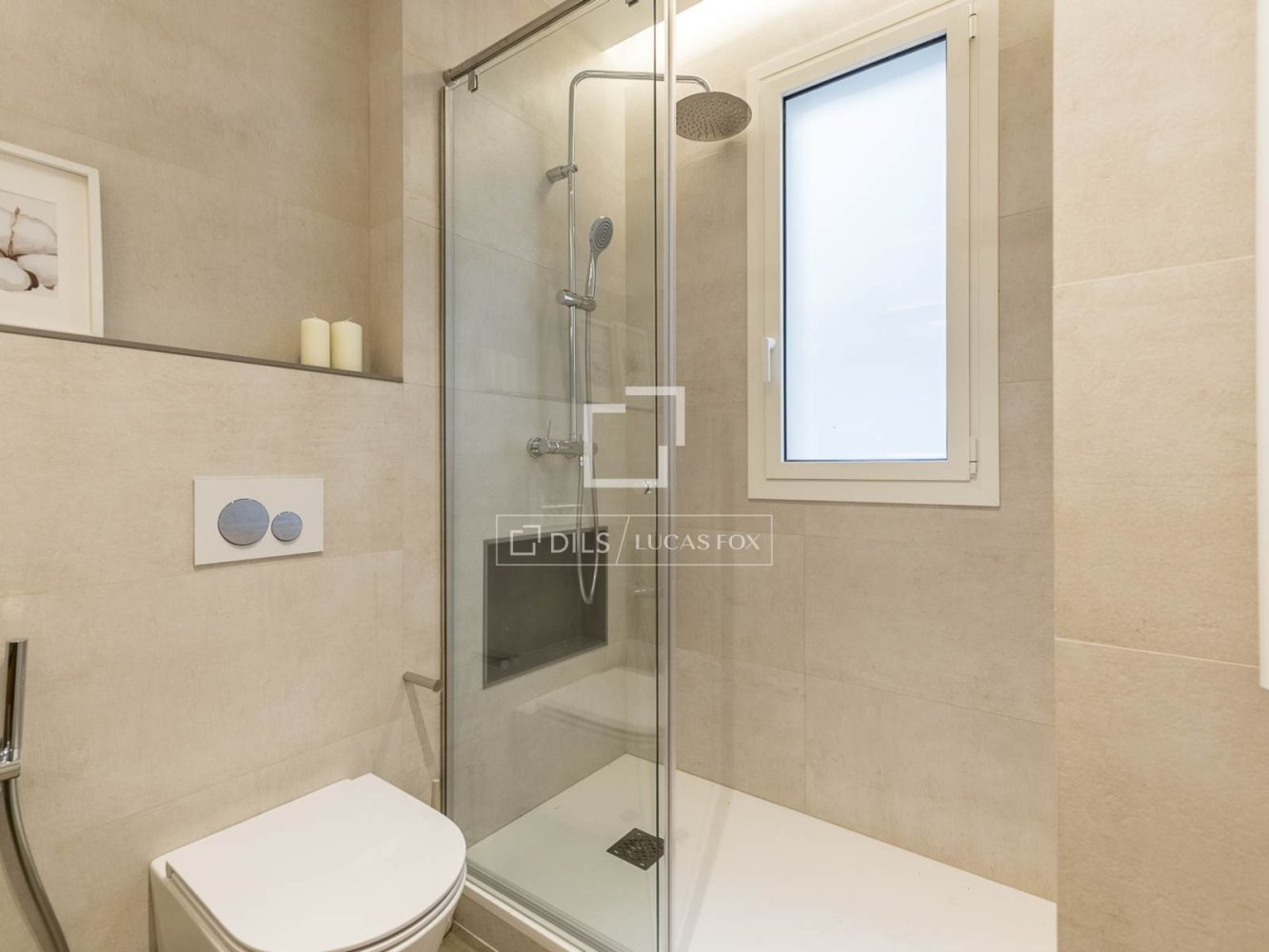 Apartment à Barcelona, Espagne 3 chambres, 162 m2 No. 199167