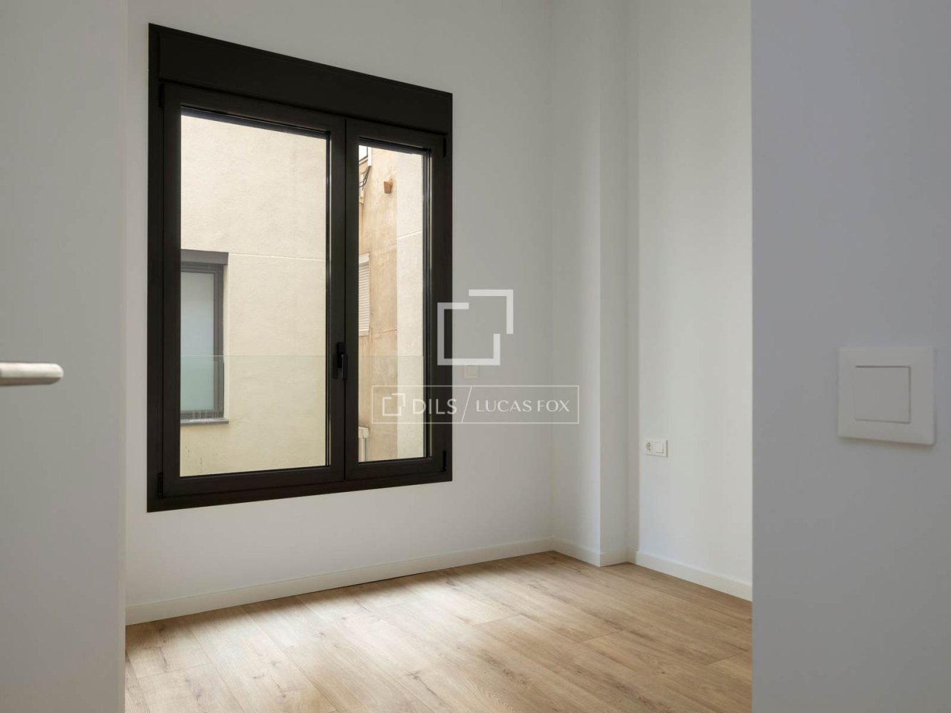 Apartment in Barcelona, Spain 3 bedrooms, 99 sq.m. No. 150890
