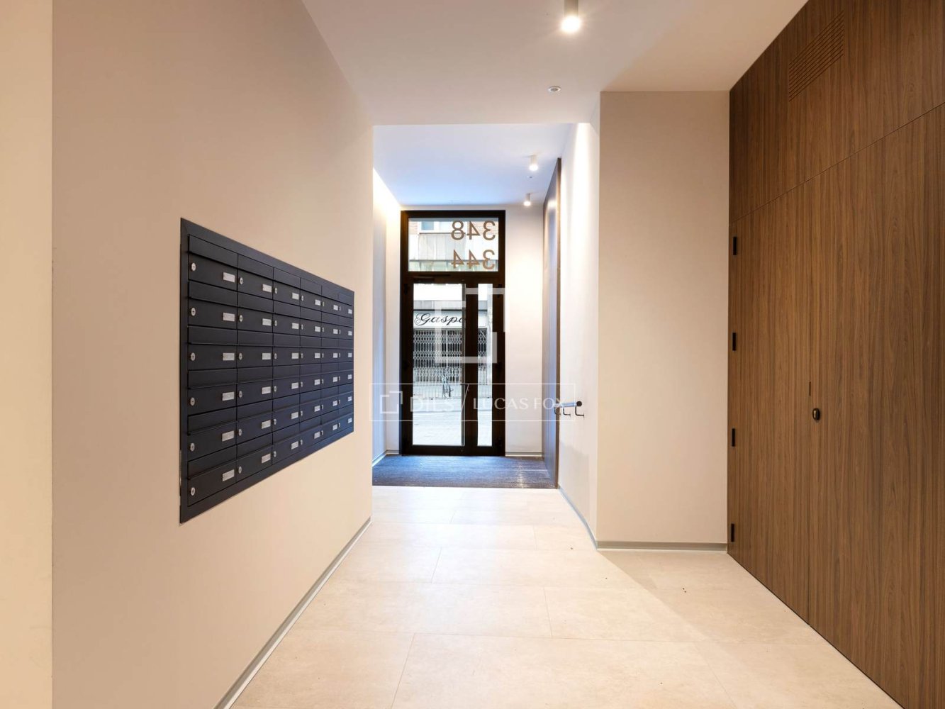 Apartment in Barcelona, Spain 3 bedrooms, 99 sq.m. No. 150890