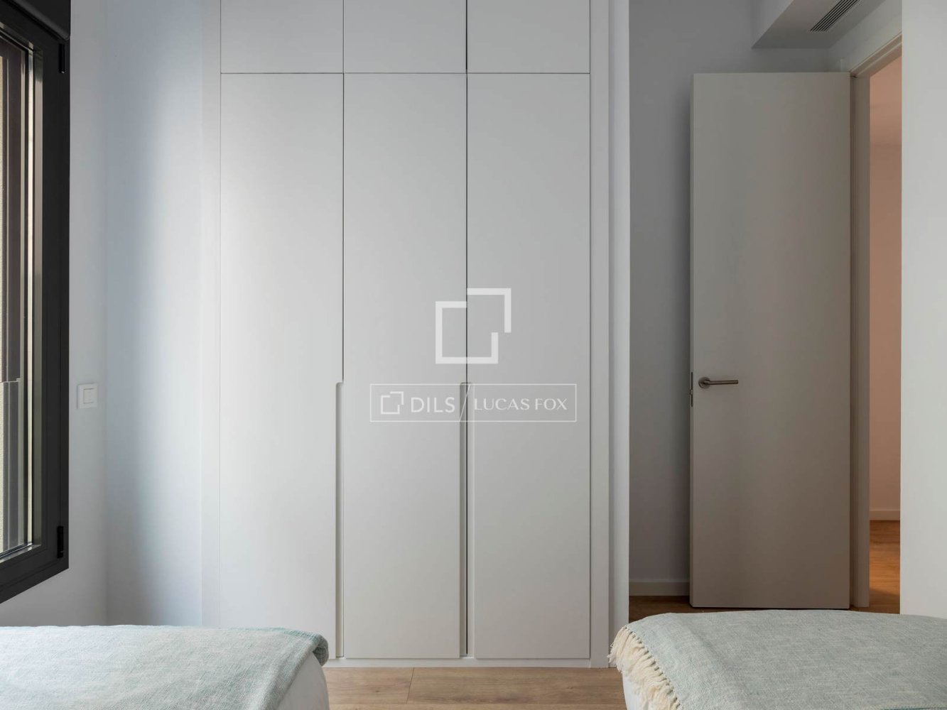 Apartment in Barcelona, Spain 3 bedrooms, 99 sq.m. No. 150890