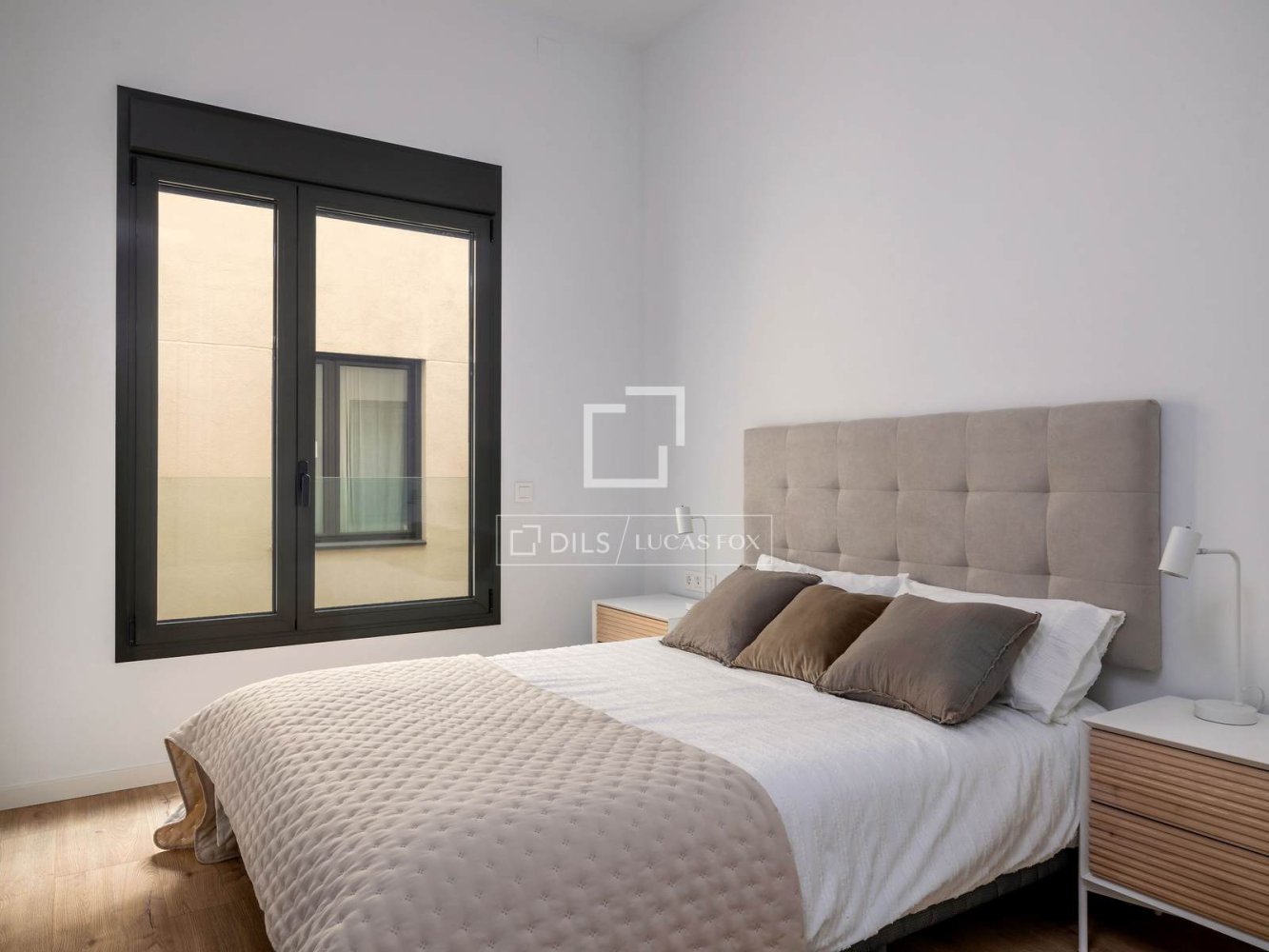 Apartment in Barcelona, Spain 3 bedrooms, 99 sq.m. No. 150890