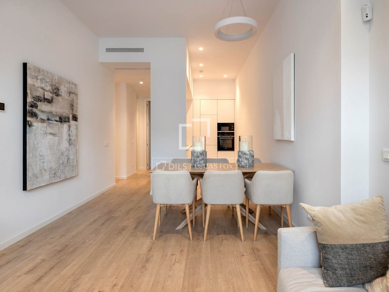 Apartment in Barcelona, Spain 3 bedrooms, 99 sq.m. No. 150890