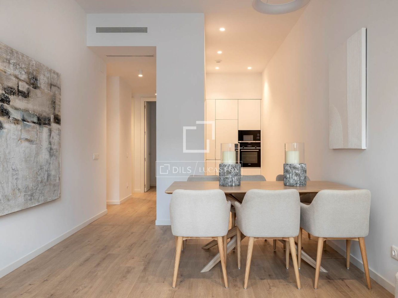 Apartment in Barcelona, Spain 3 bedrooms, 99 sq.m. No. 150890