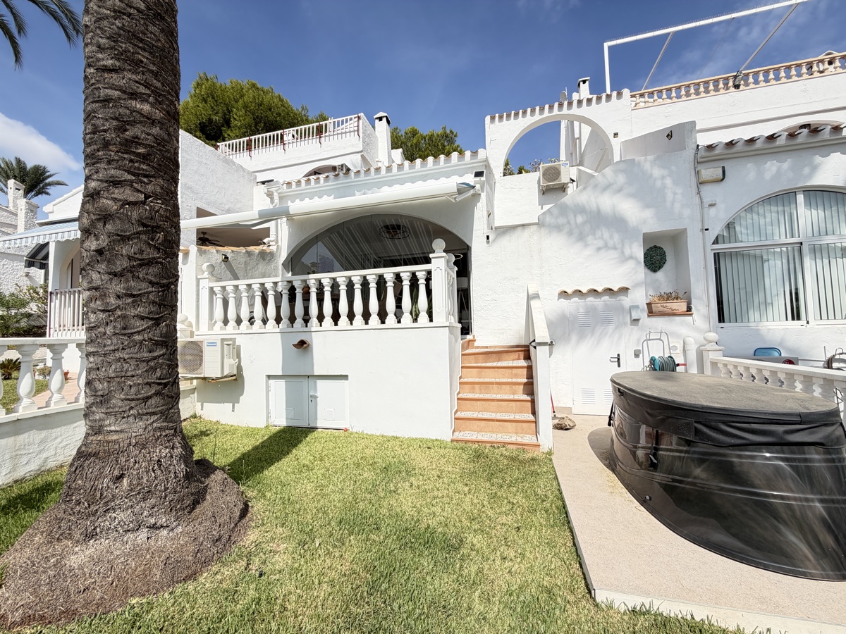 Bungalow a Villamartin, Alicante, Spagna 2 camere da letto, 107 mq. N° 198319