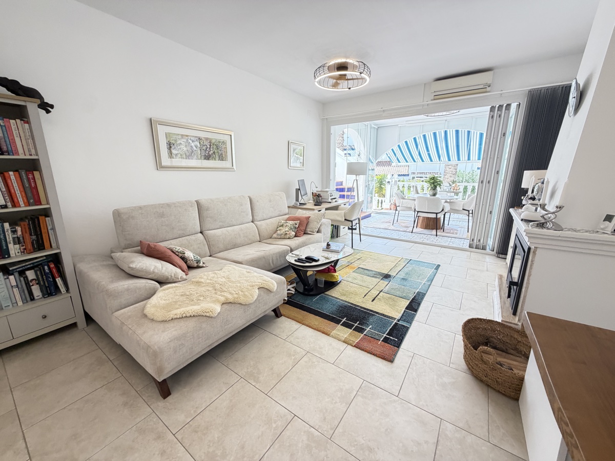 Bungalow a Villamartin, Alicante, Spagna 2 camere da letto, 107 mq. N° 198319