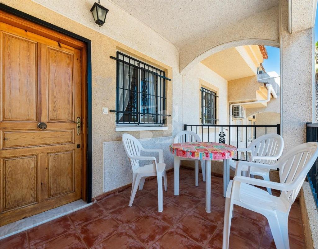 Bungalow w Torrevieja, Alicante, Hiszpania 2 sypialnie, 75 mkw. nr 198582