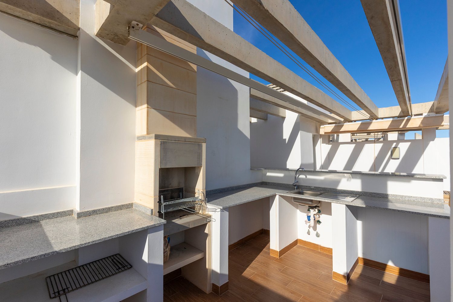 Квартира в Пунта Прима, Аликанте, Испания 2 спальни, 175м2 №144565