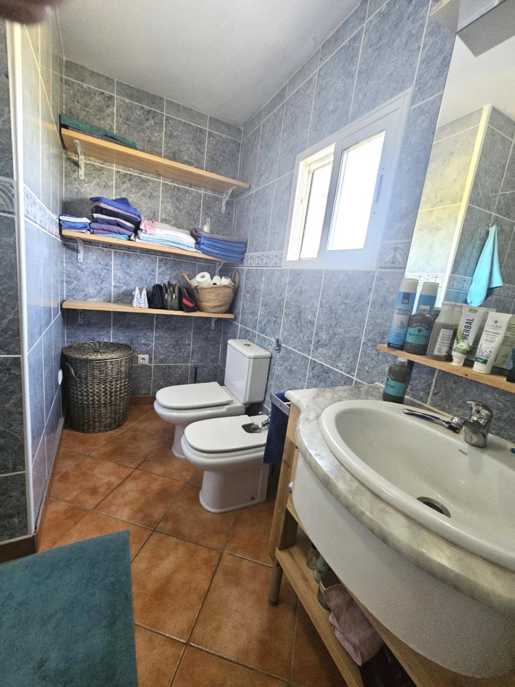 Villa a Orihuela, Alicante, Spagna 5 camere da letto, 192 mq. N° 197239