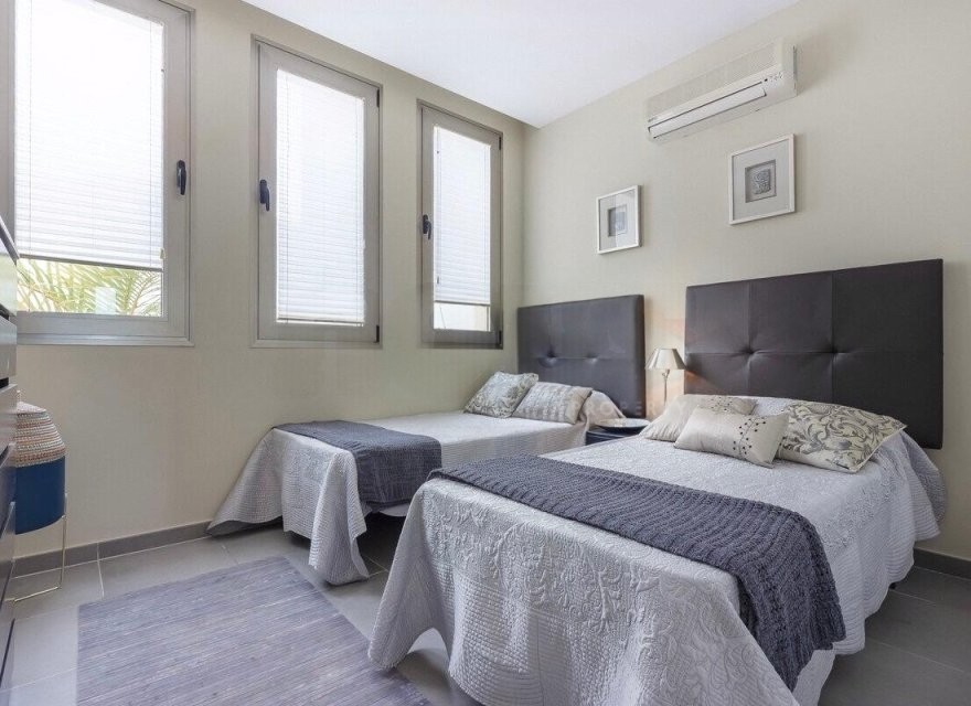 Huvila Tenerife, Espanja 3 makuuhuonetta, 250 m2 No. 199904