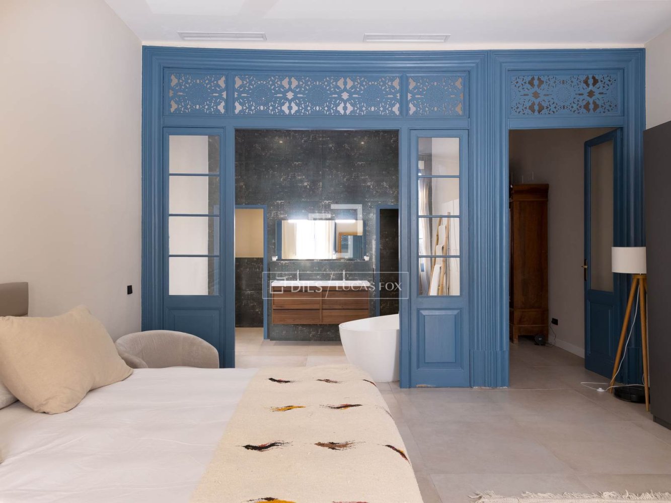 Villa in El Masnou, Barcelona, Spain 5 bedrooms, 379 sq.m. No. 197602