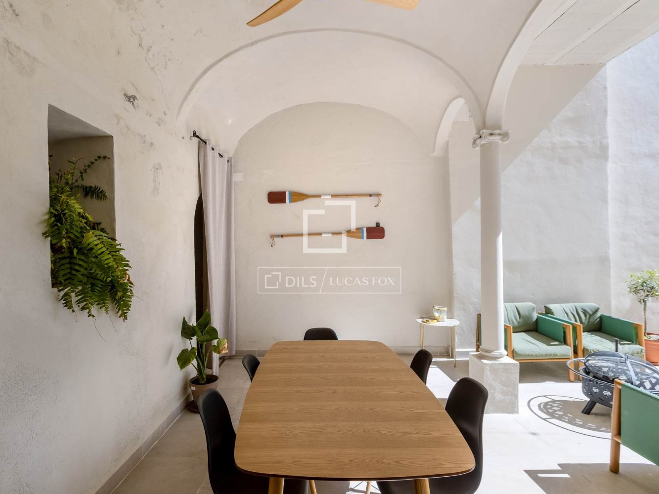 Villa in El Masnou, Barcelona, Spain 5 bedrooms, 379 sq.m. No. 197602
