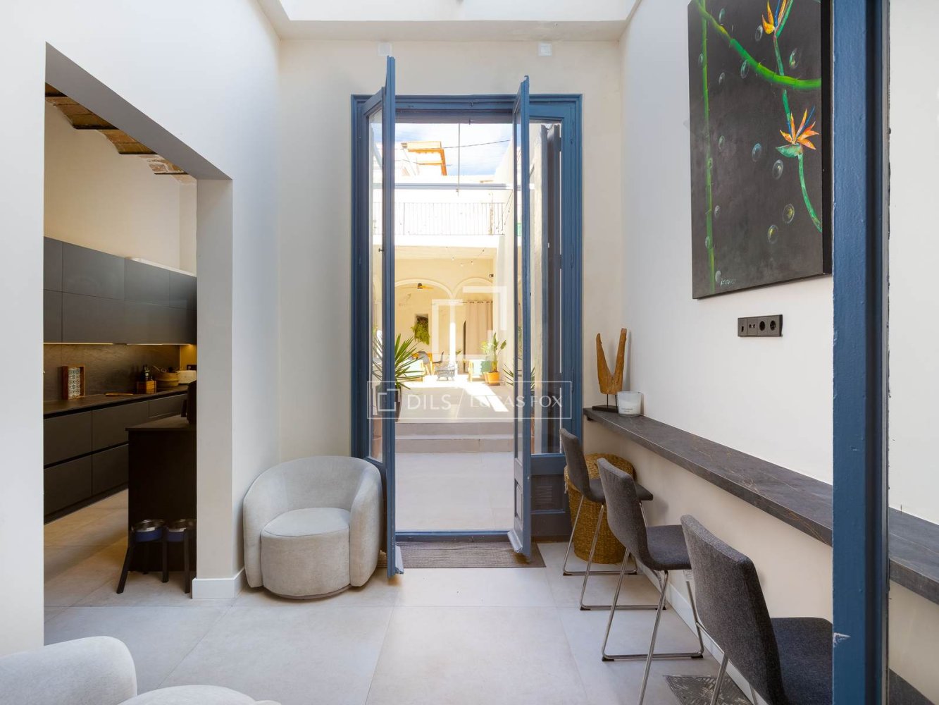 Villa in El Masnou, Barcelona, Spain 5 bedrooms, 379 sq.m. No. 197602