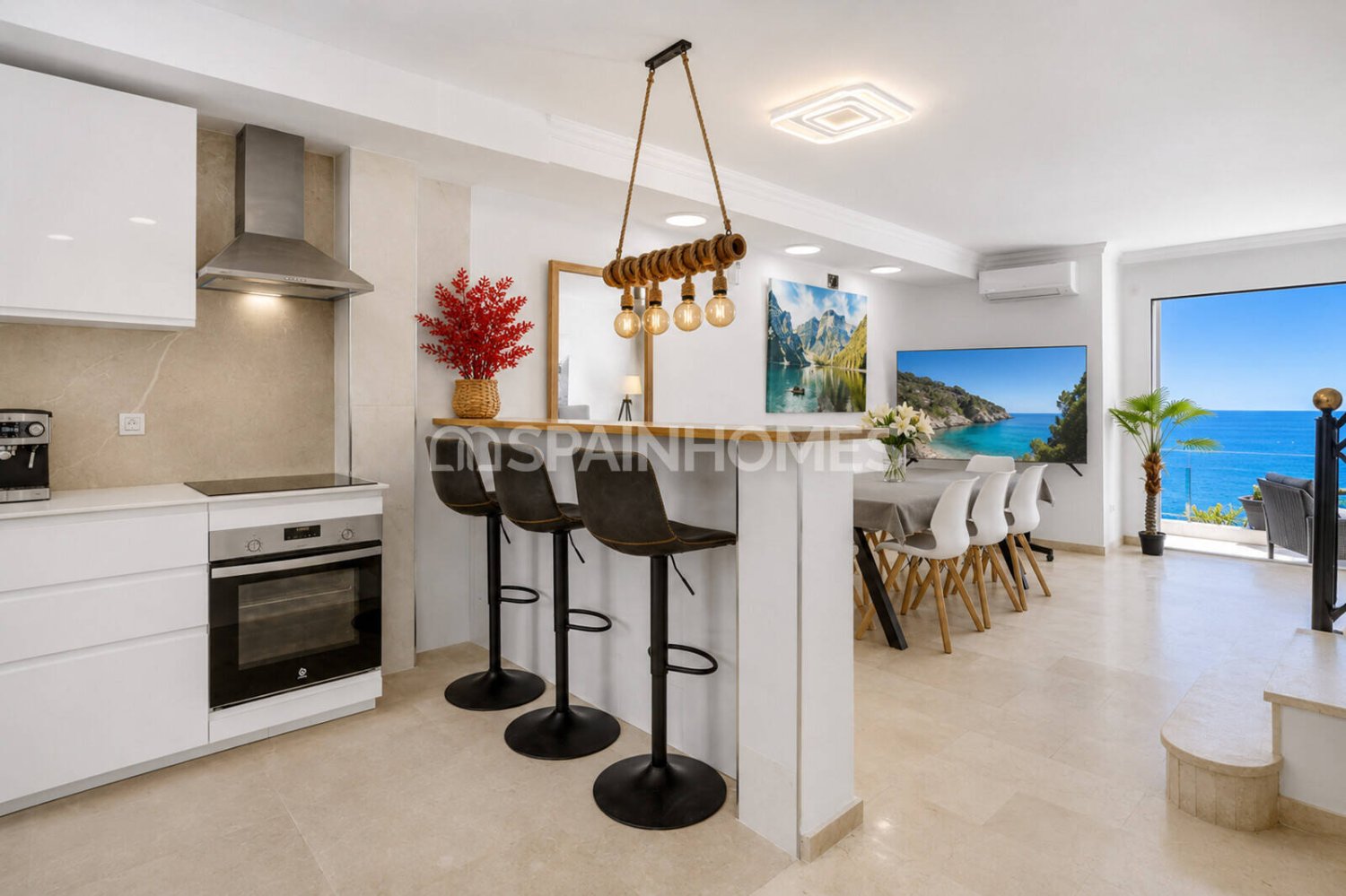 Villa à Benalmadena, Malaga, Espagne 4 chambres, 130 m2 No. 198083
