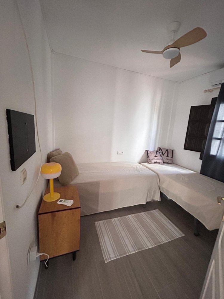 Bungalow a La Mata, Alicante, Spagna 2 camere da letto, 55 mq. N° 198279