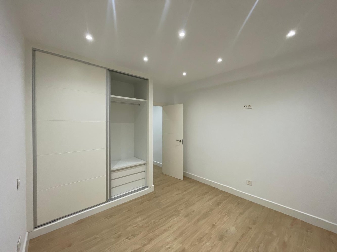 Apartment in Madrid, Spain 125 sq.m. No. 199025