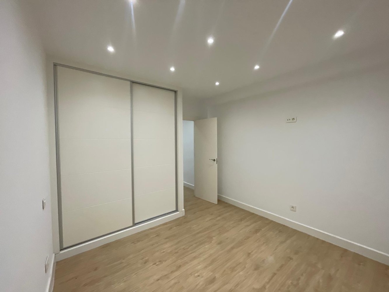 Apartment in Madrid, Spain 125 sq.m. No. 199025