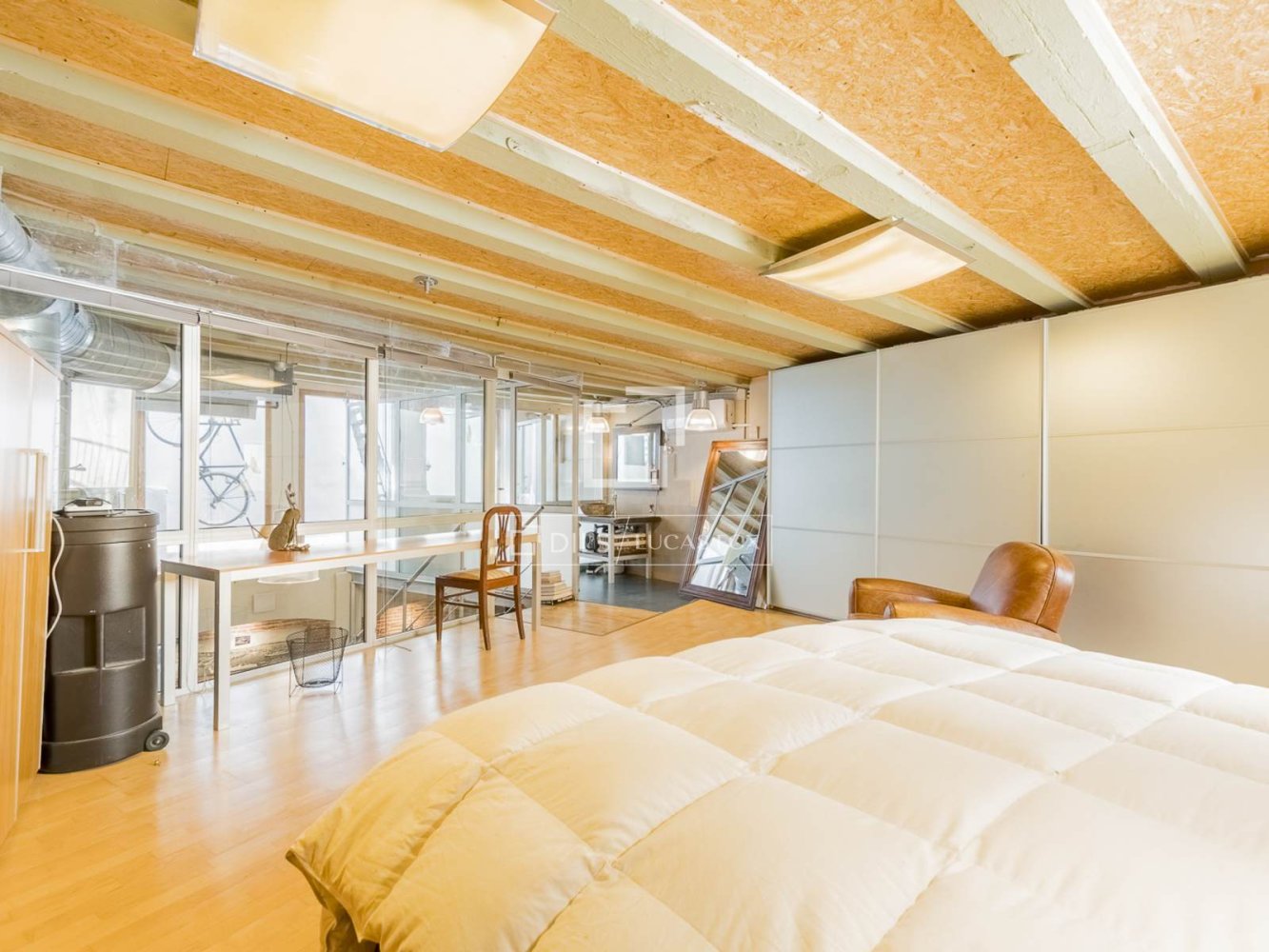 Huoneisto Barcelona, Espanja 2 makuuhuonetta, 250 m2 No. 161430
