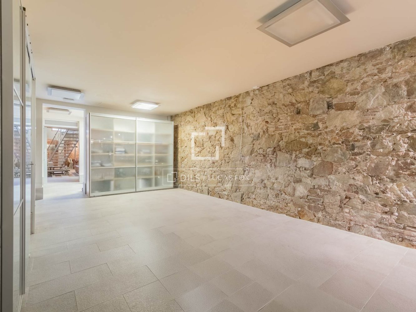 Huoneisto Barcelona, Espanja 2 makuuhuonetta, 250 m2 No. 161430