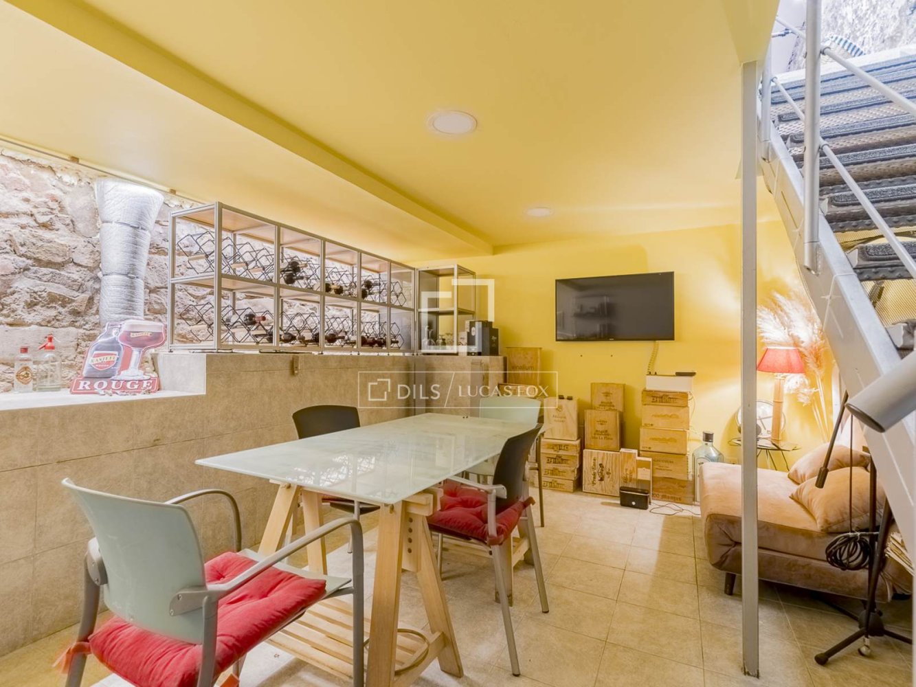 Huoneisto Barcelona, Espanja 2 makuuhuonetta, 250 m2 No. 161430
