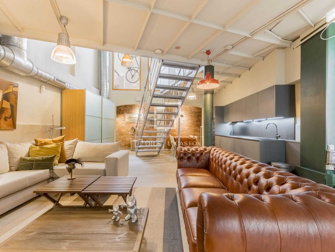 Huoneisto Barcelona, Espanja 2 makuuhuonetta, 250 m2 No. 161430