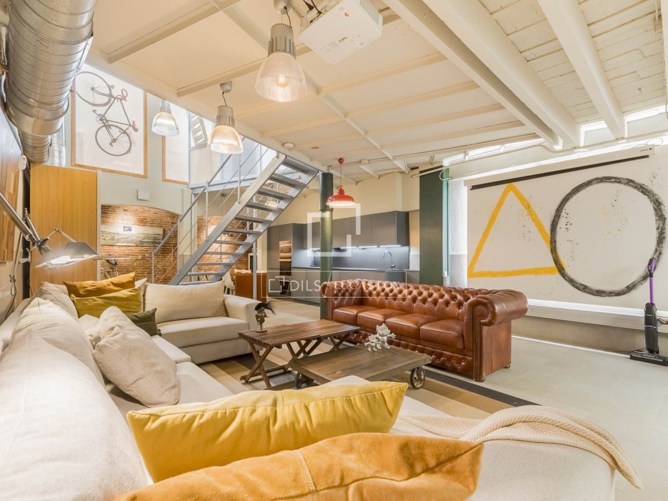 Huoneisto Barcelona, Espanja 2 makuuhuonetta, 250 m2 No. 161430