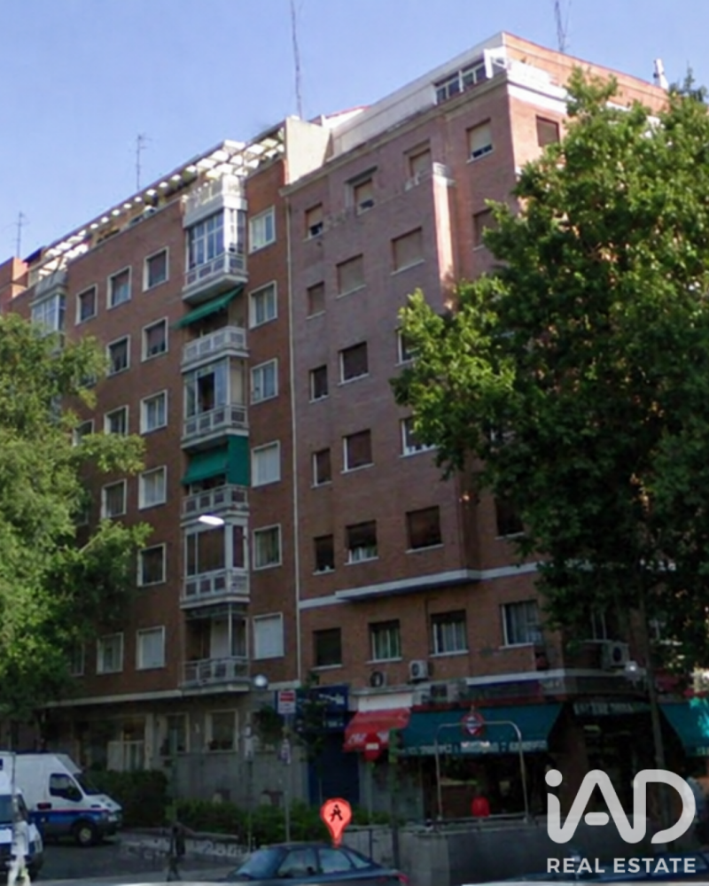 Apartment in Madrid, Spain 2 bedrooms, 122 sq.m. No. 197721
